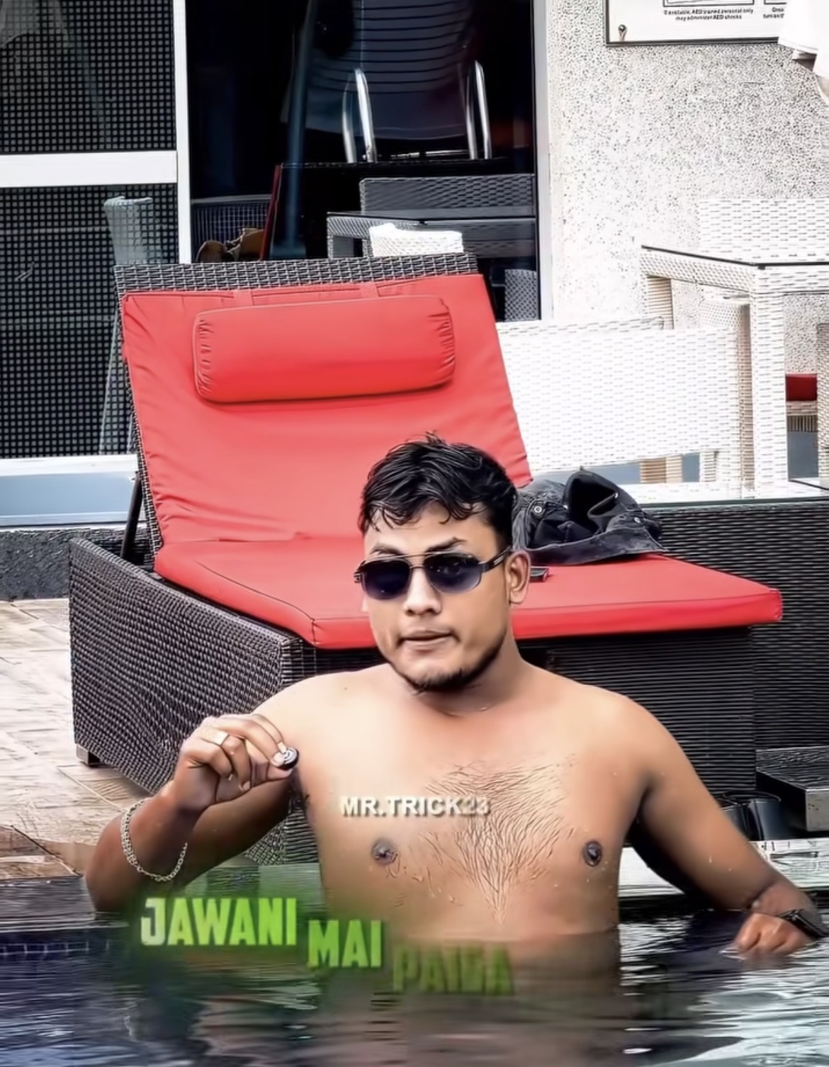 Jawani me paise kamane